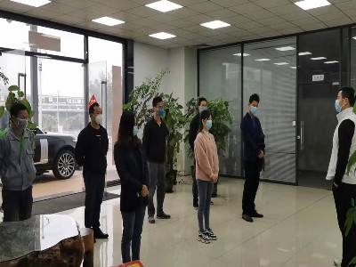 同心同行，共抗时艰！