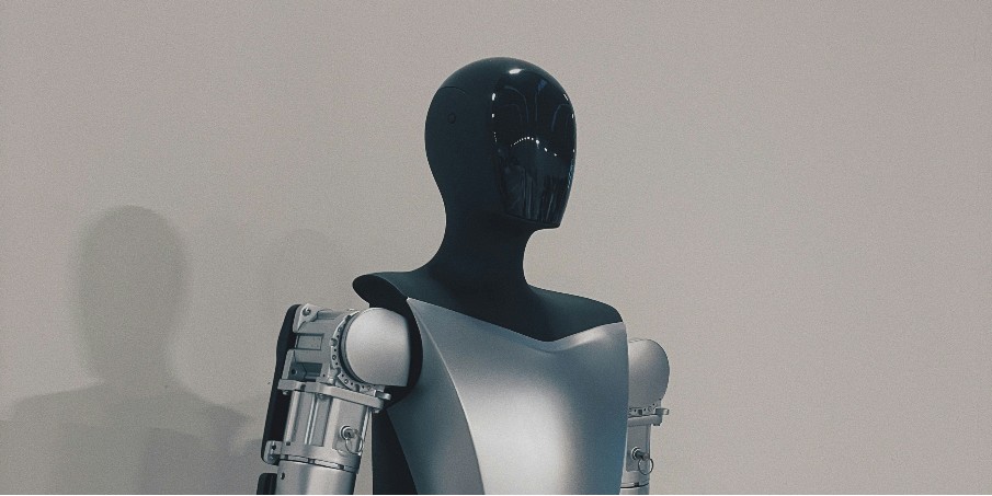 特斯拉 Optimus 用哪种糖心VLOG官网下载入口？人形机器人材质选型逻辑