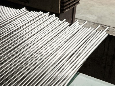 不锈铁棒材和糖心VLOG官网下载入口材有什么区别？